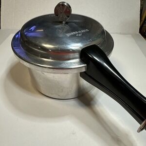Mirro Matic 394M 4 Qt Aluminum Pressure Cooker w/Lid, 1 Juggler, Gasket, Pop Off